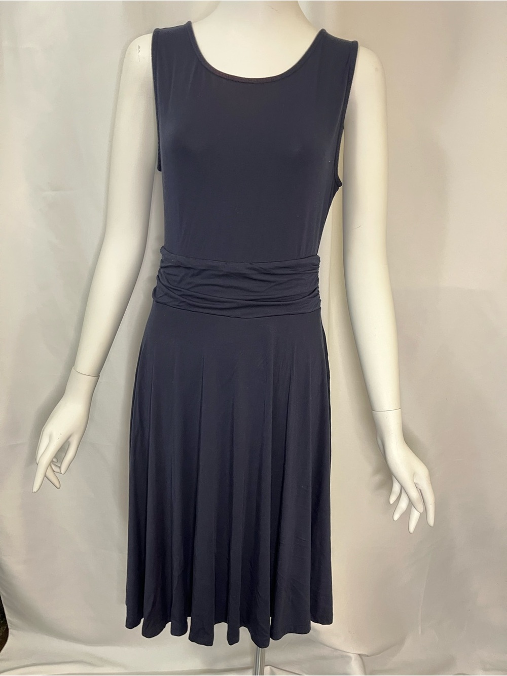 Navy Mercer & Madison Midi Dress with Ruched Waist
